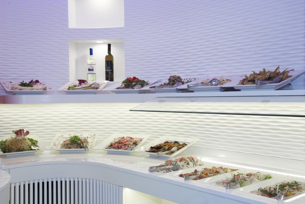 Hotel Ambassador 리치오네 외부 사진