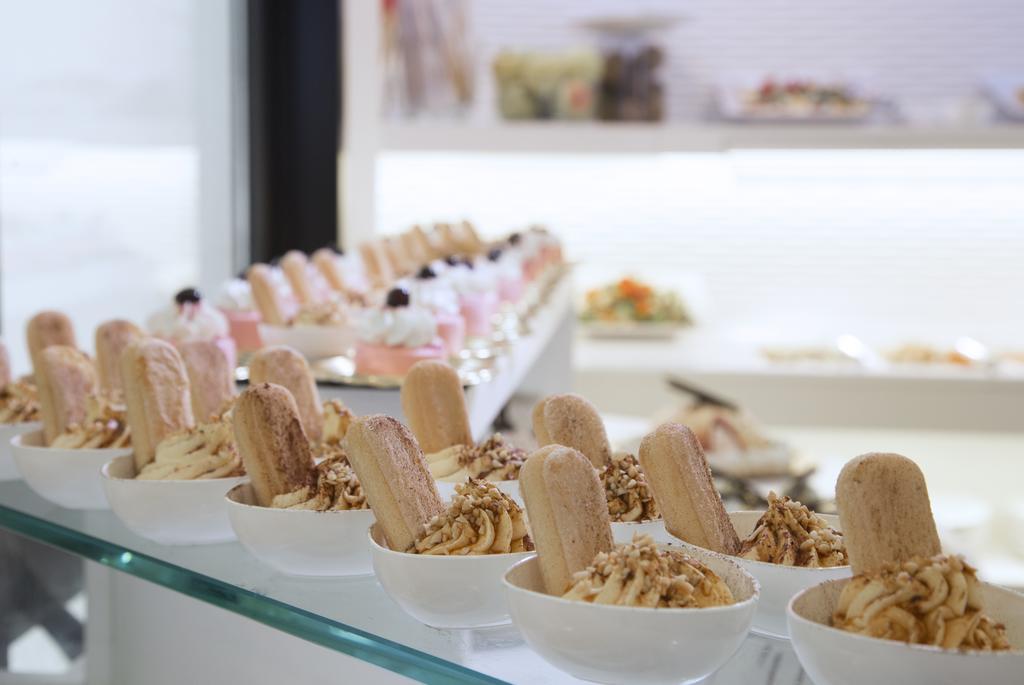 Hotel Ambassador 리치오네 외부 사진