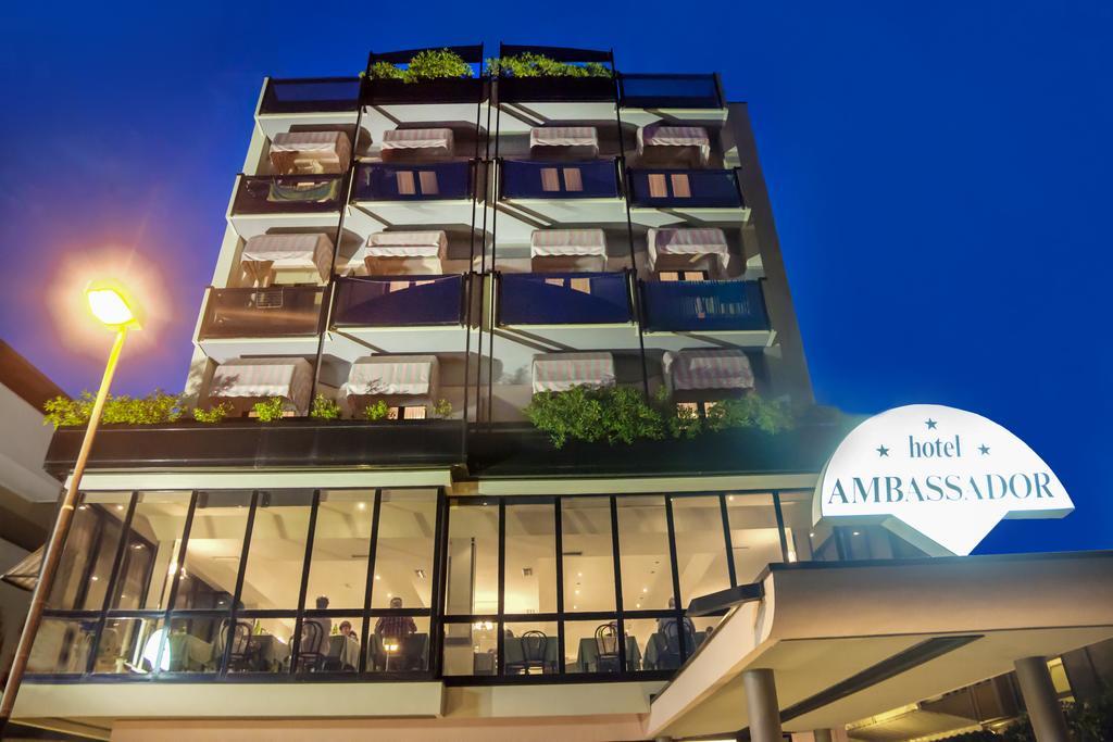 Hotel Ambassador 리치오네 외부 사진