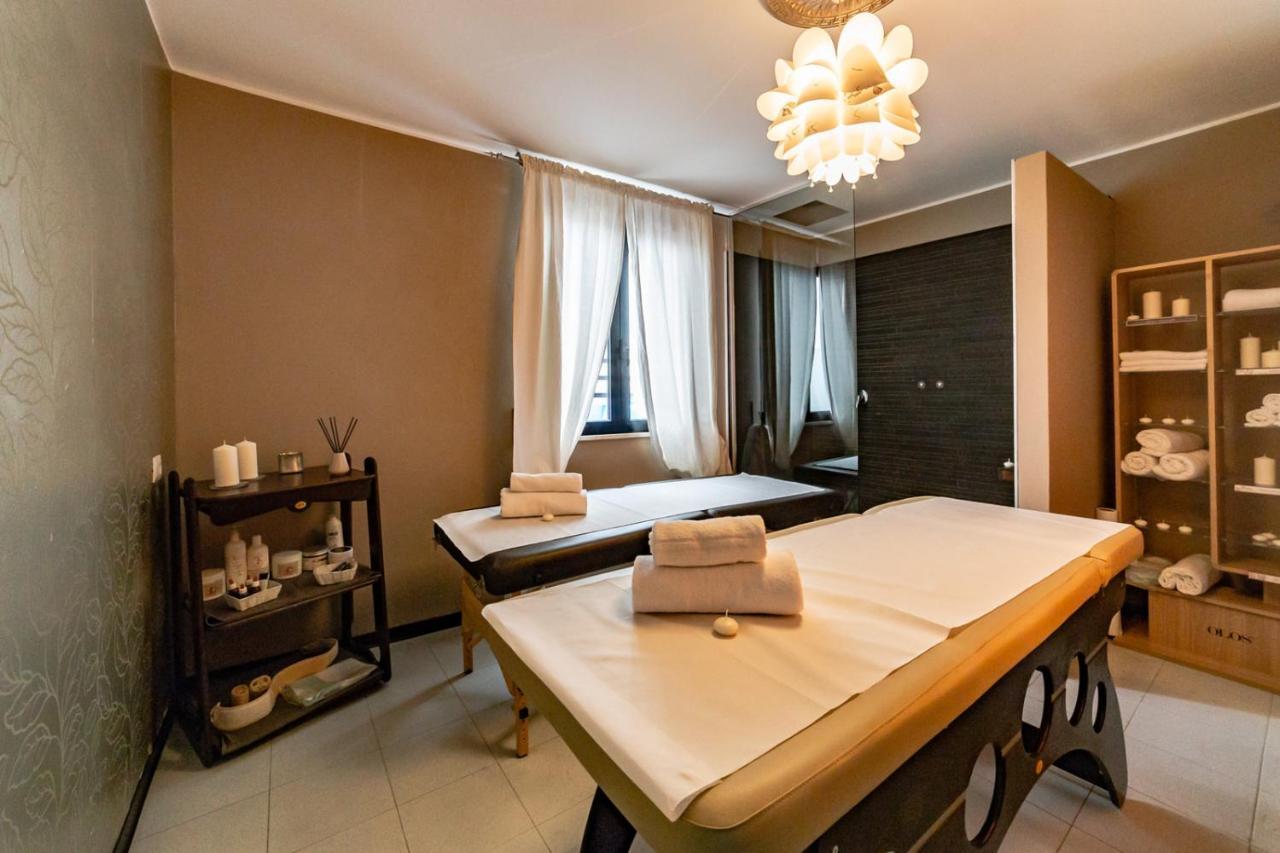 Hotel Ambassador 리치오네 외부 사진
